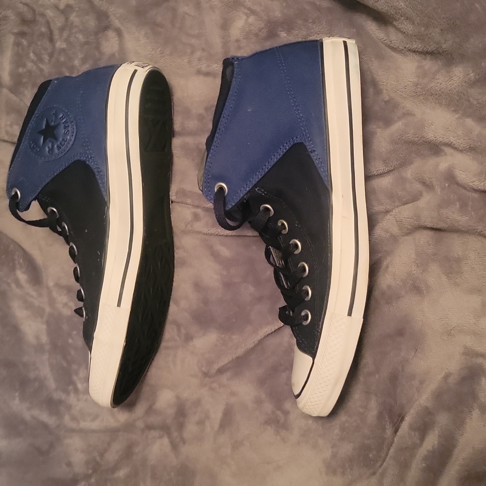 converse shoes - Picture 2 of 3